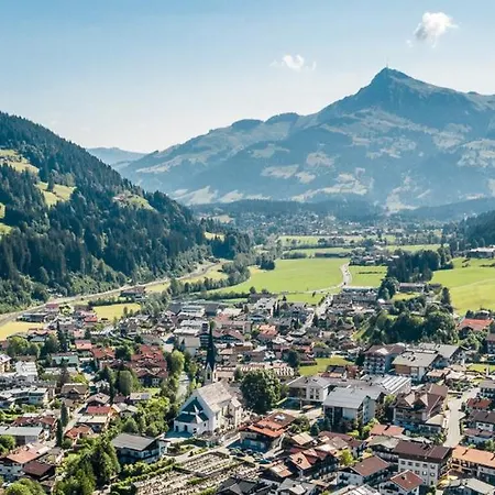 Levi By Alpine Host Helpers